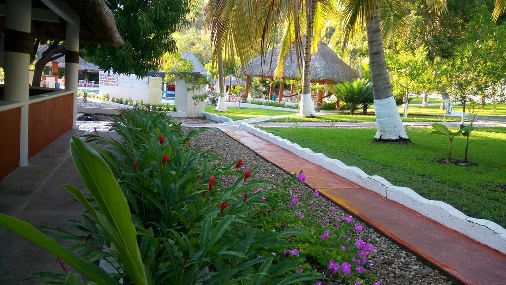 Hotel Y Club Campestre Altos Paraiso Puerto Escondido  Extérieur photo