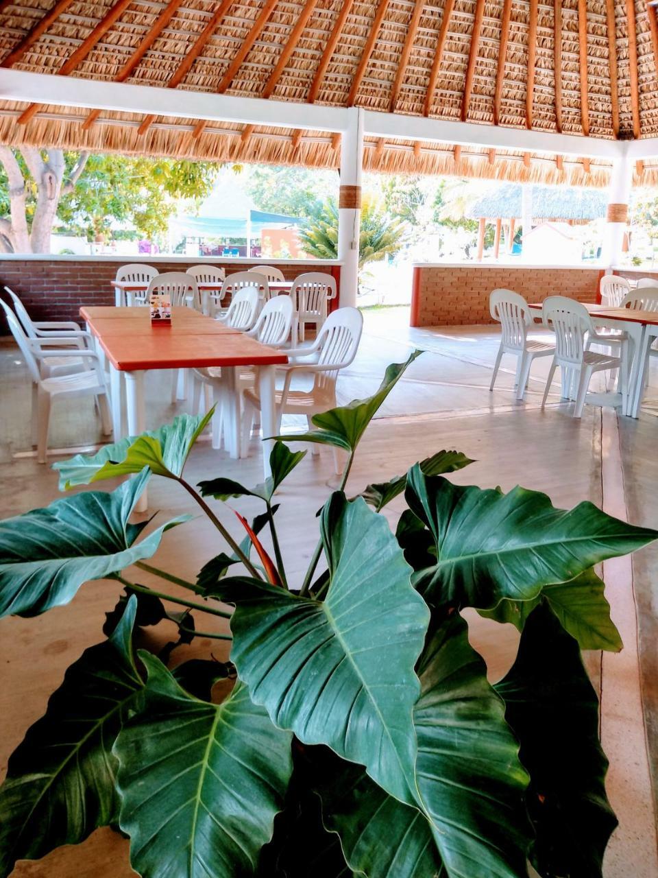 Hotel Y Club Campestre Altos Paraiso Puerto Escondido  Extérieur photo