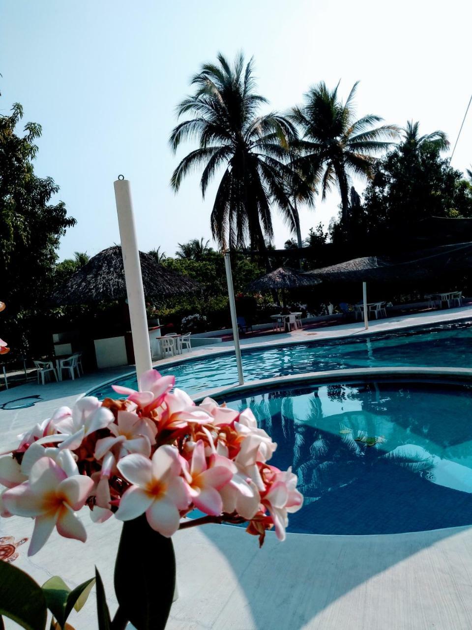 Hotel Y Club Campestre Altos Paraiso Puerto Escondido  Extérieur photo